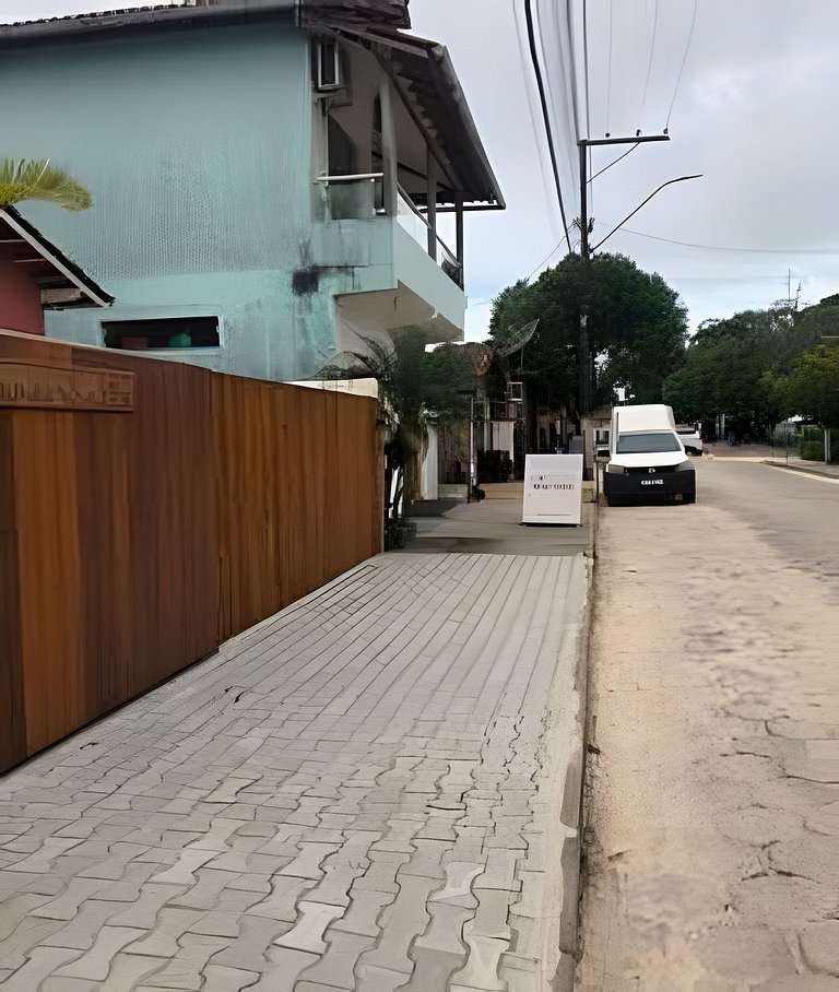 Casa Pequena no Centro  para 01 casal