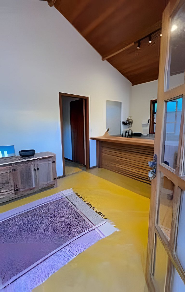 Casa Pequena no Centro  para 01 casal