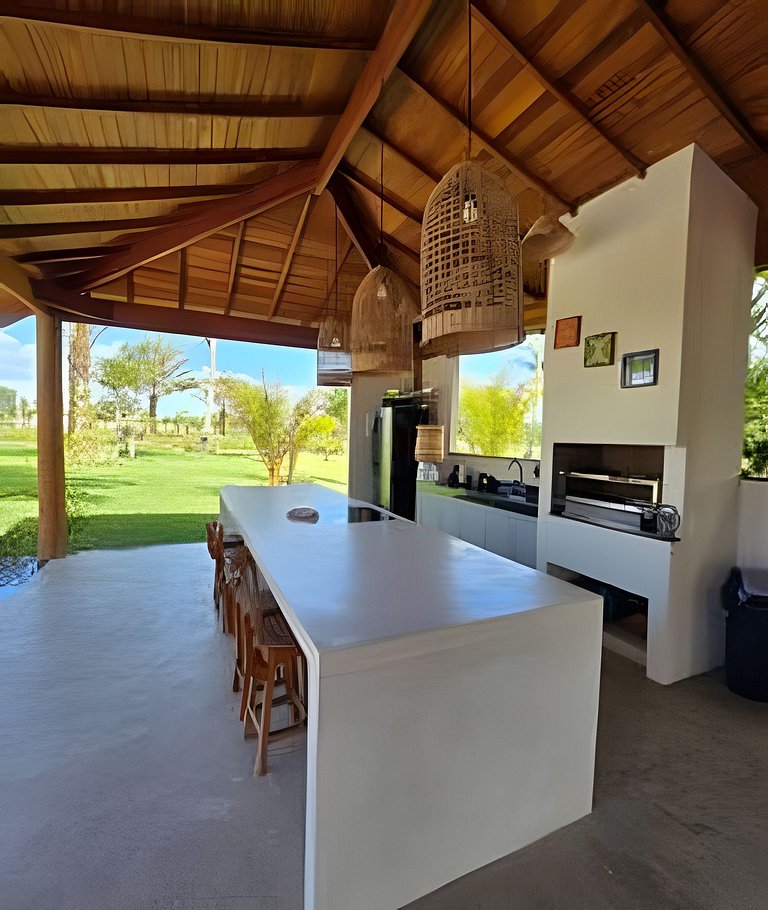 Casa com piscina e jacuzzi em Cumuruxatiba!