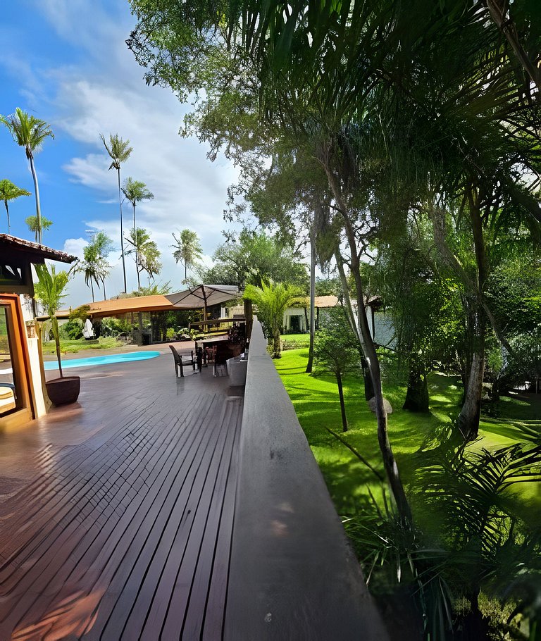Casa com piscina e jacuzzi em Cumuruxatiba!